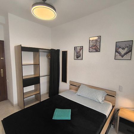 Guesthouse Shared With Host Alicante Eksteriør bilde