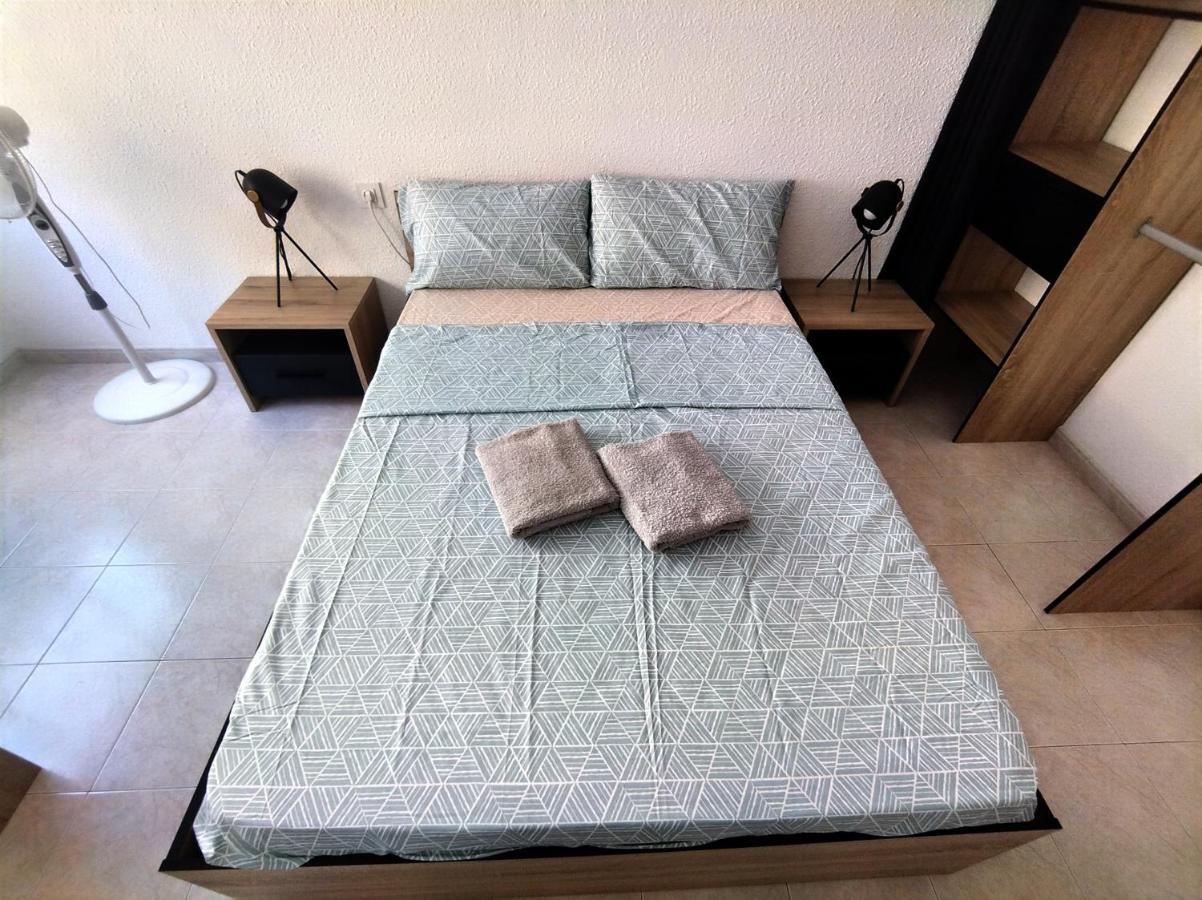 Guesthouse Shared With Host Alicante Eksteriør bilde